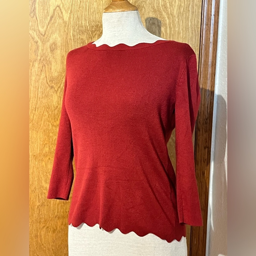 Women's Red Sweater Cable & Guage size small